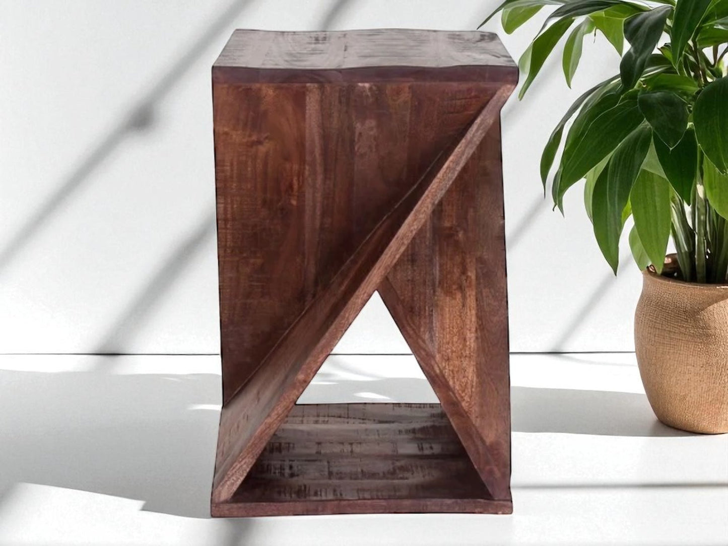 HLHF Carter Twisted End Table Living, Occasional Furniture Store Burlington Ontario Near Me