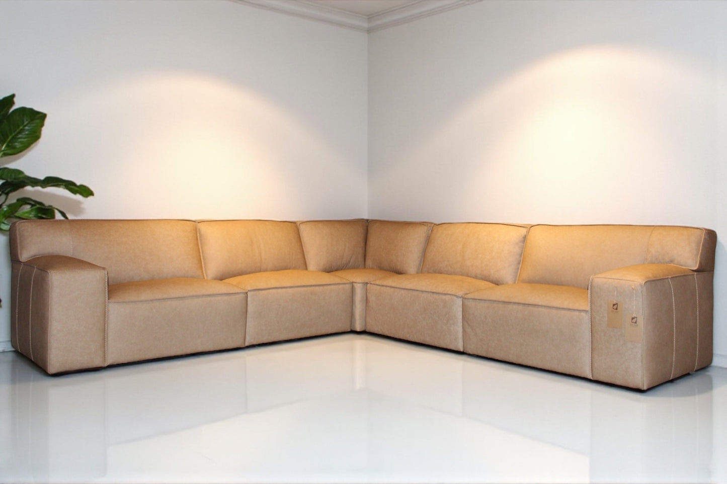HLHF Maestro Leather Sectional Living, New Arrivals Furniture Store Burlington Ontario Near Me