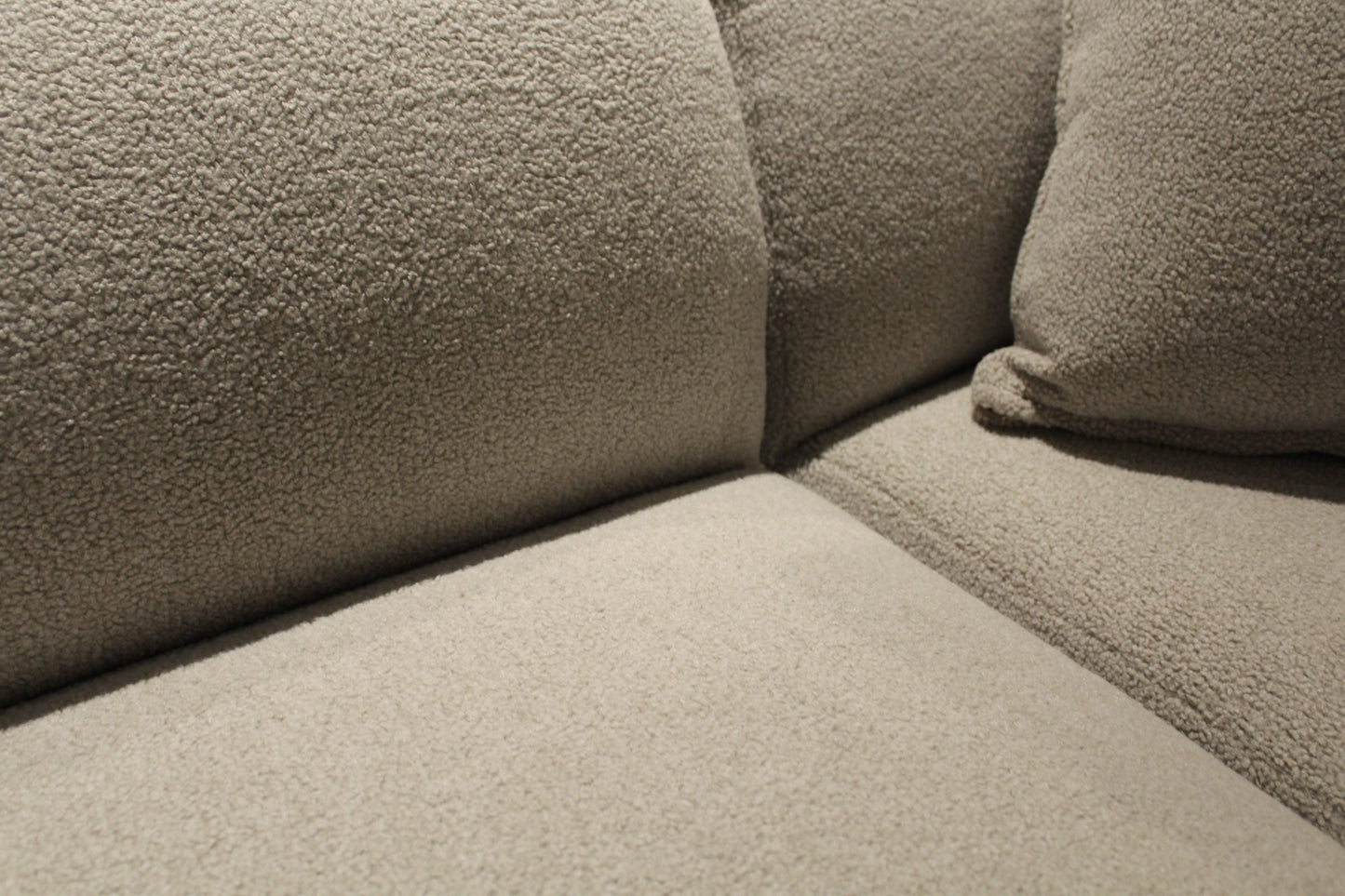 HLHF Clyde Sectional Living Furniture Store Burlington Ontario Near Me