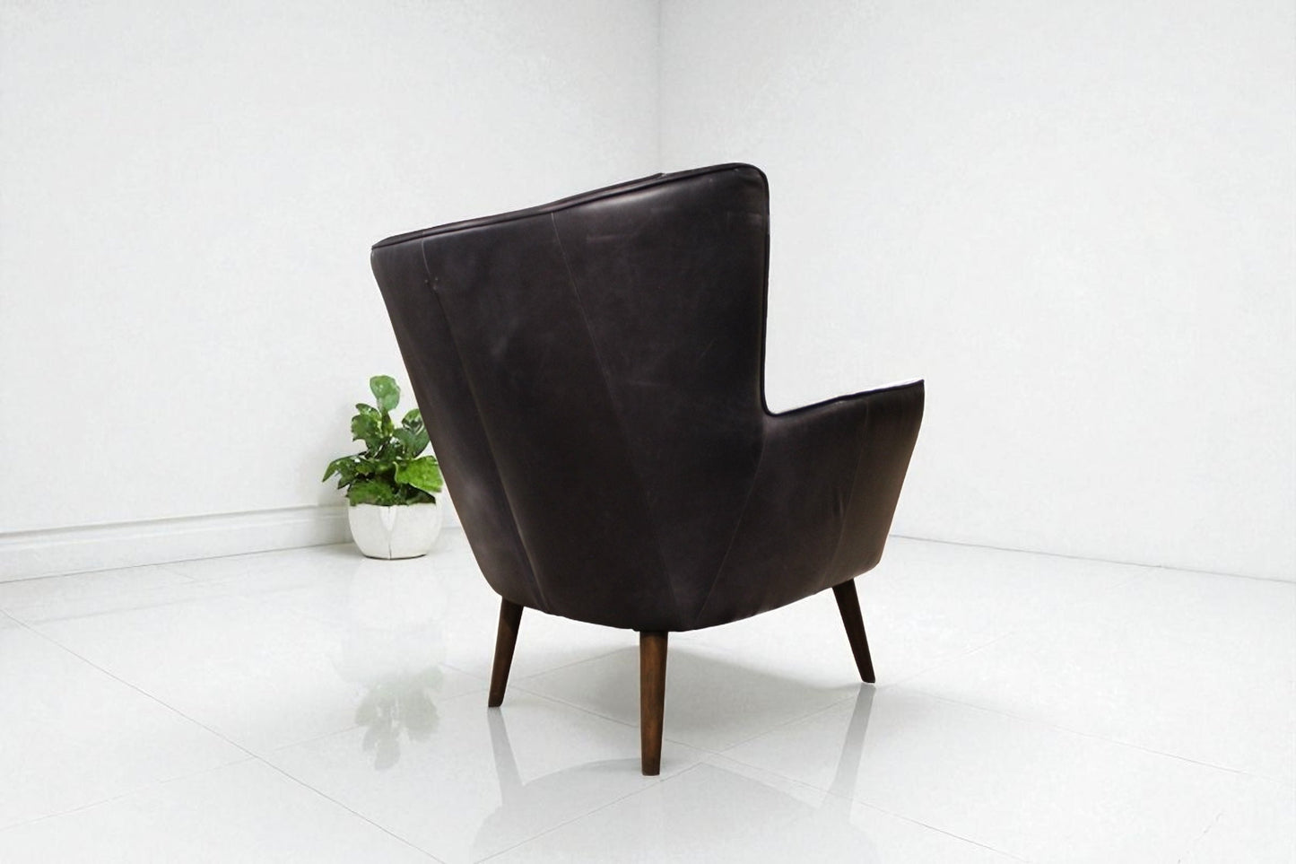 HLHF A996 Orb Leather Accent Chair - 3 Colours Accent Chairs, Living Furniture Store Burlington Ontario Near Me