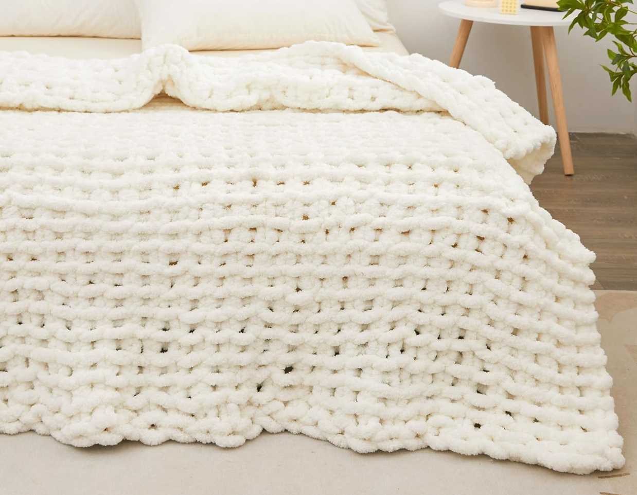 HLHF Keelie Knit Blanket Accessories Furniture Store Burlington Ontario Near Me