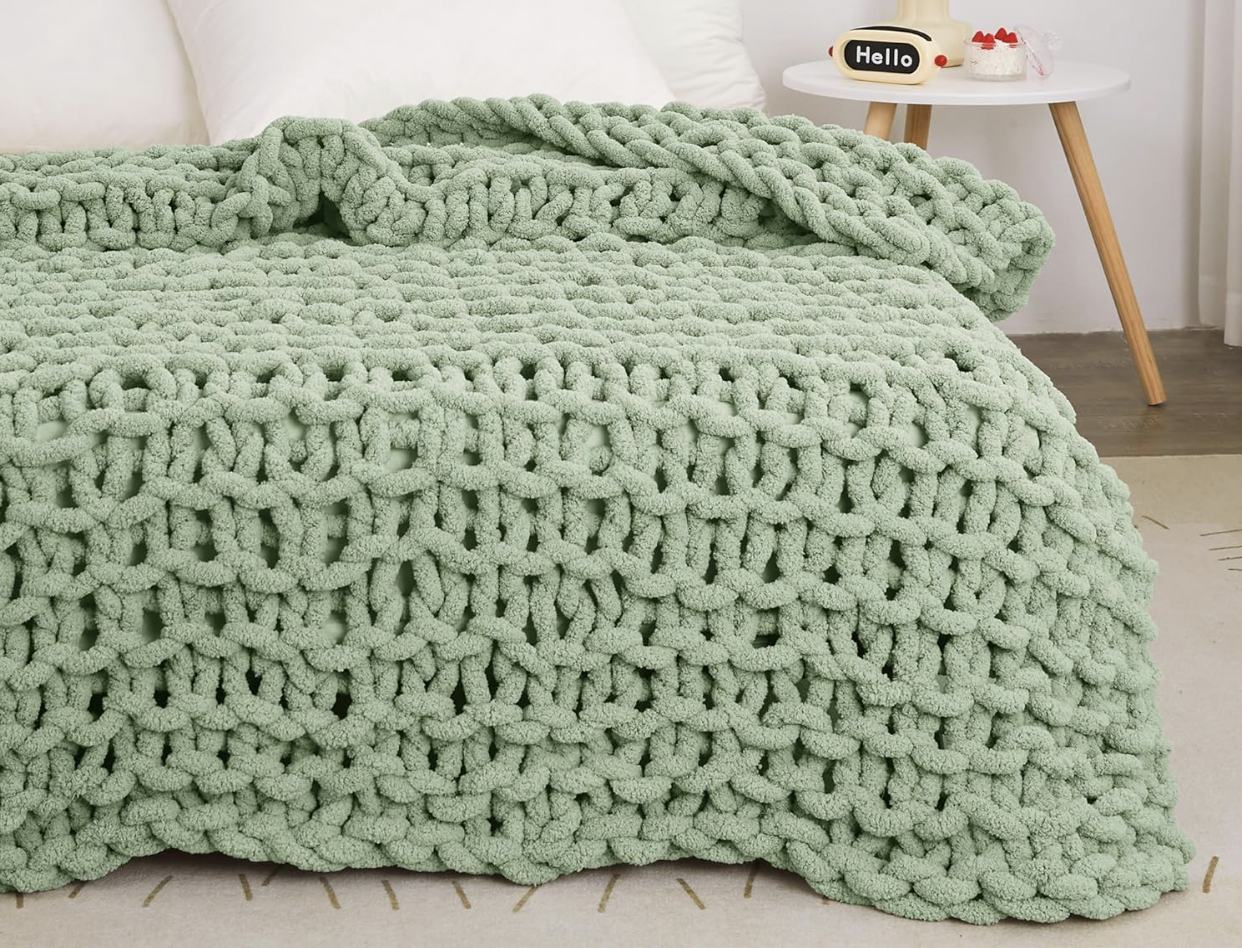 HLHF Keelie Knit Blanket Accessories Furniture Store Burlington Ontario Near Me