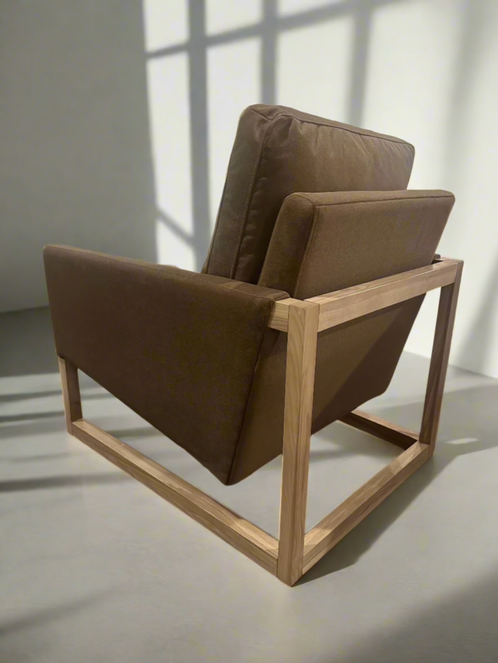 A2012 Chair - Vesper Tobacco
