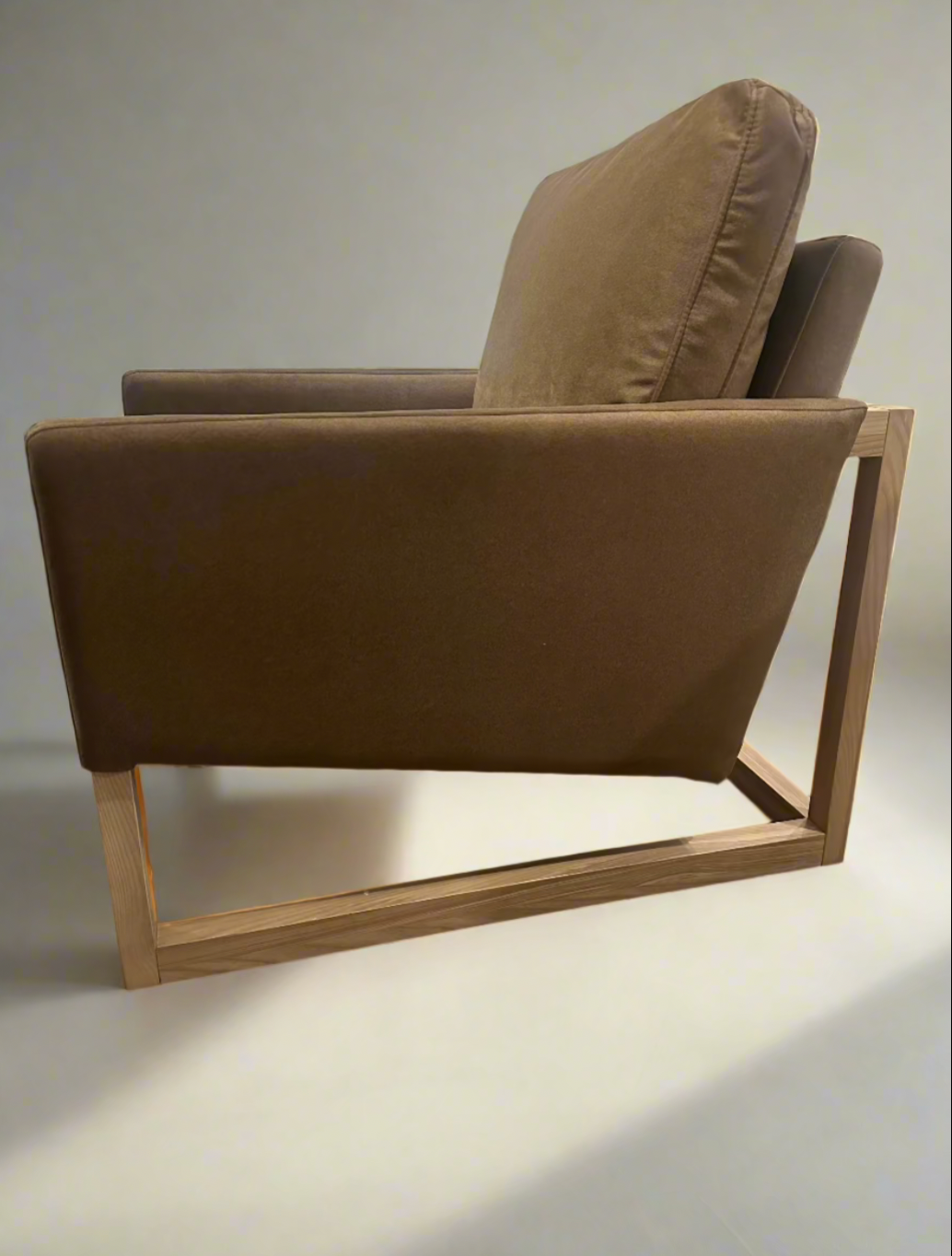 A2012 Chair - Vesper Tobacco