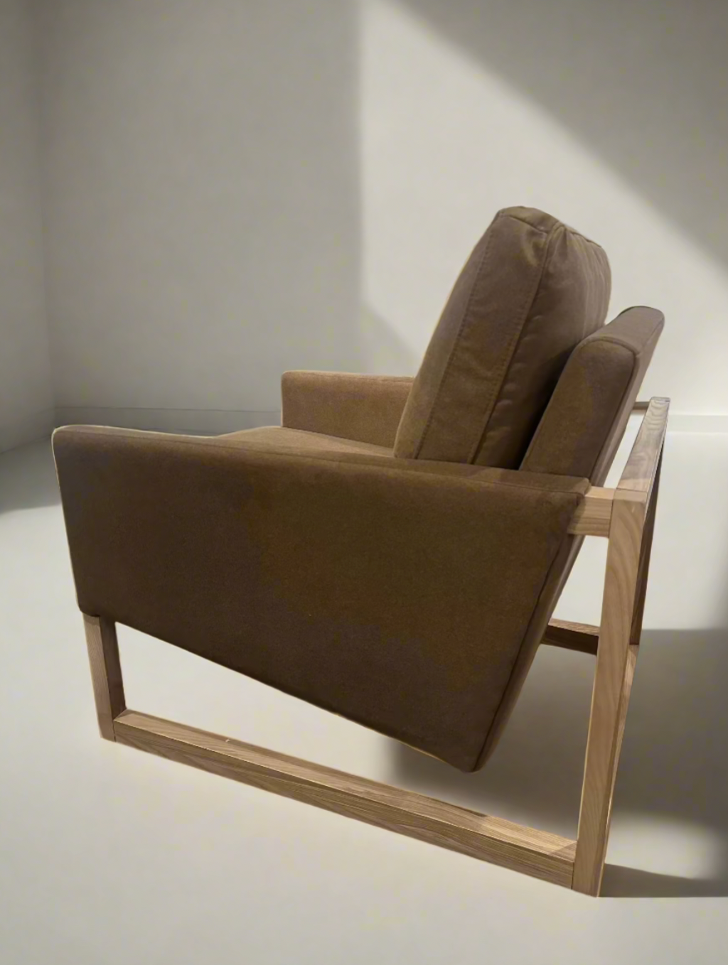 A2012 Chair - Vesper Tobacco