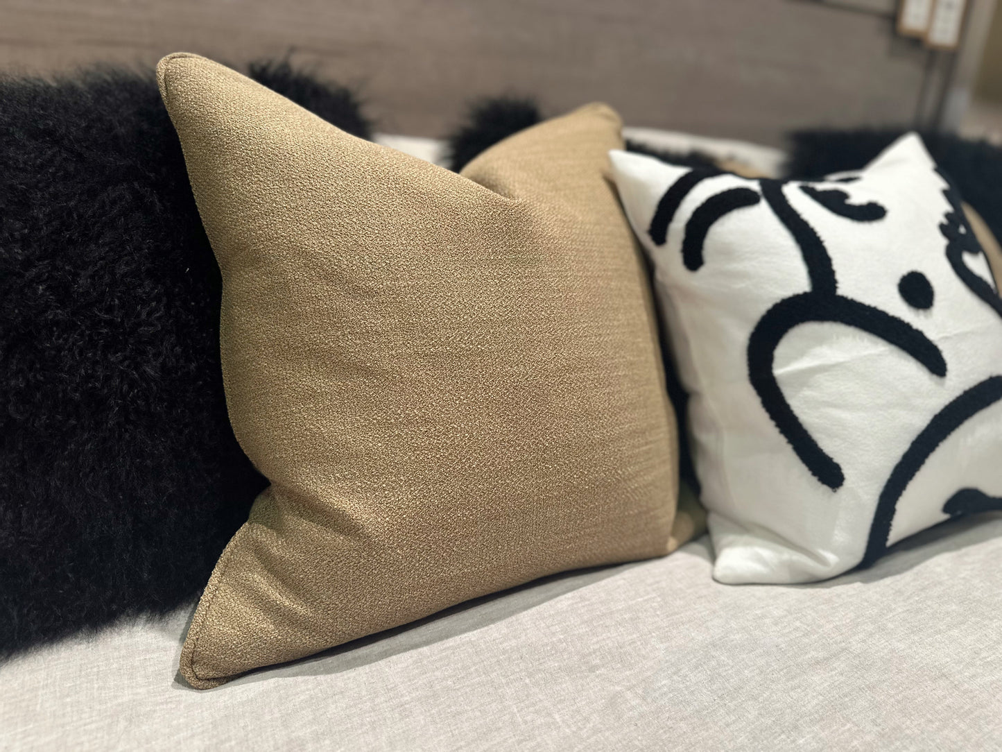 HLHF MP2020 Pillow Pillows & Throws Furniture Store Burlington Ontario Near Me