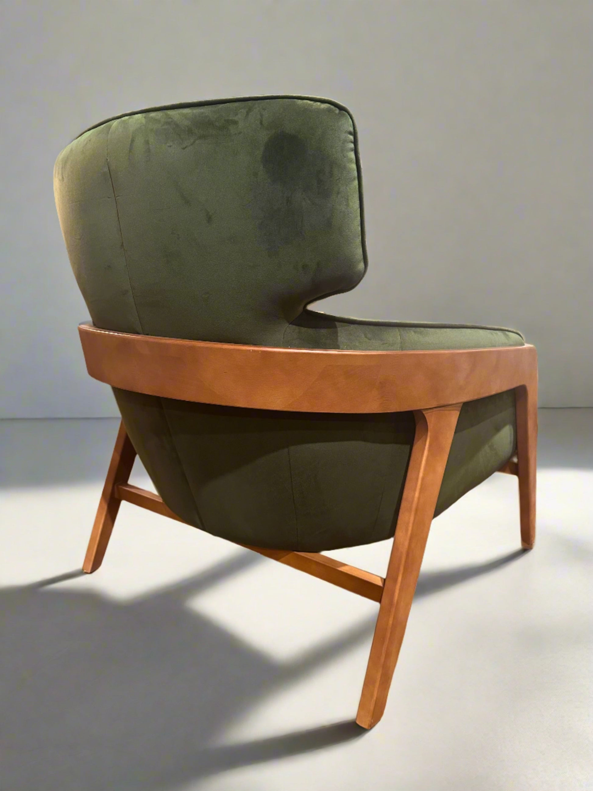 HLHF A993-1(2A) Fabric Accent Chair - Green Velvet Accent Chairs, Living Furniture Store Burlington Ontario Near Me 