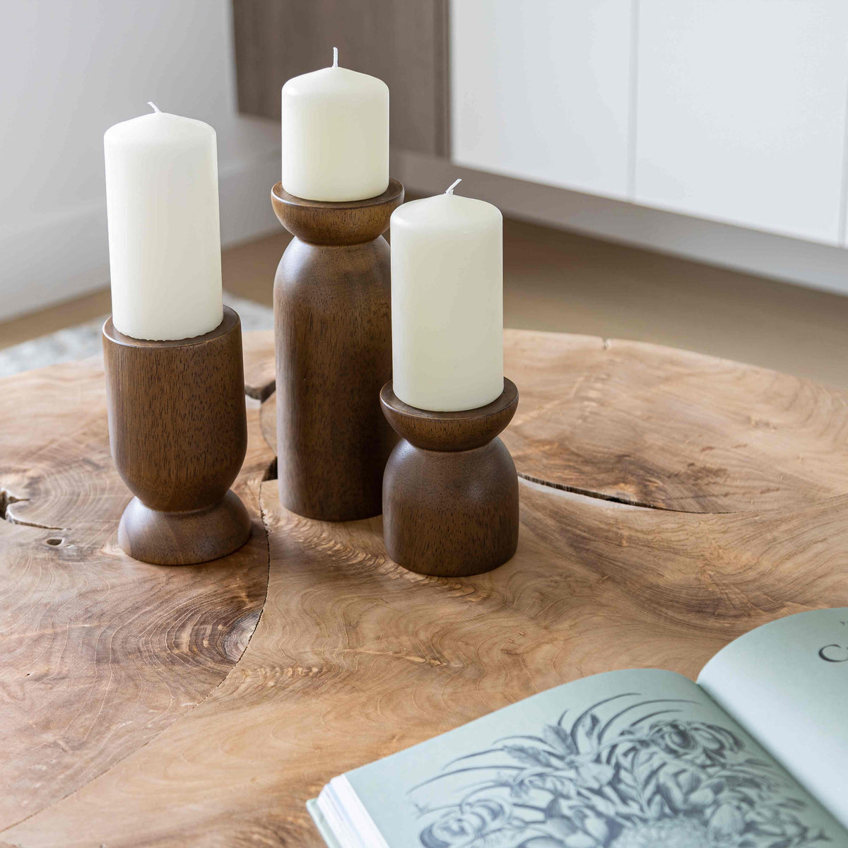 Fawn Pillar Candle Set - Chestnut x Grey Home