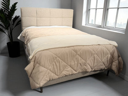 200Q Upholstered Queen Bed - FLOOR MODEL