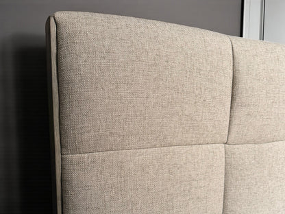 200Q Upholstered Queen Bed - FLOOR MODEL